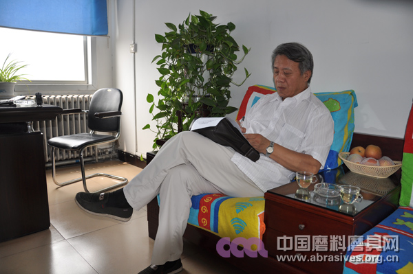 中國機(jī)床工具工業(yè)協(xié)會(huì)磨料磨具分會(huì)副秘書長周金龍、戴紅軍走訪鄭州燁達(dá)