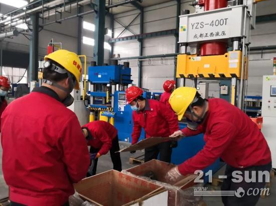 L1型鋼軌打磨砂輪揚帆出海，助力巴西鐵路工程建設